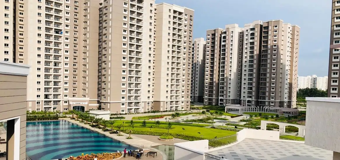 Prestige Garden Breez Swimming Pool View